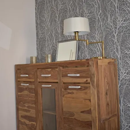 27 Apartment